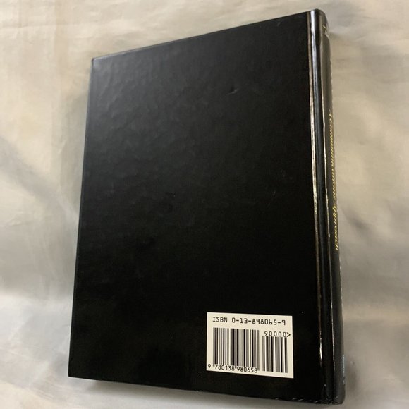 Television Cable Radio Communications Book Approach Edgar WIllis Henry 1992 - Picture 4 of 12